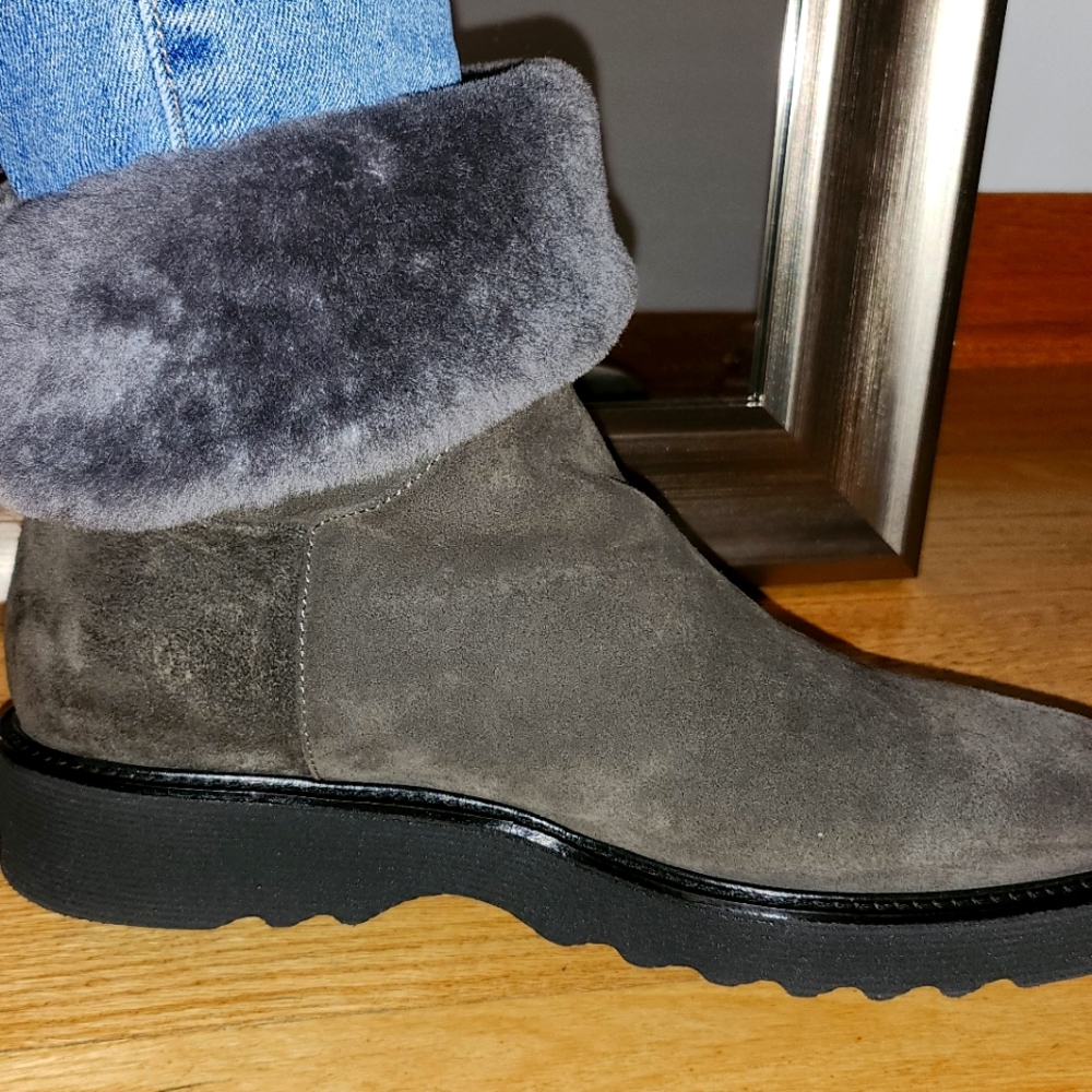 Aquatalia suede boots